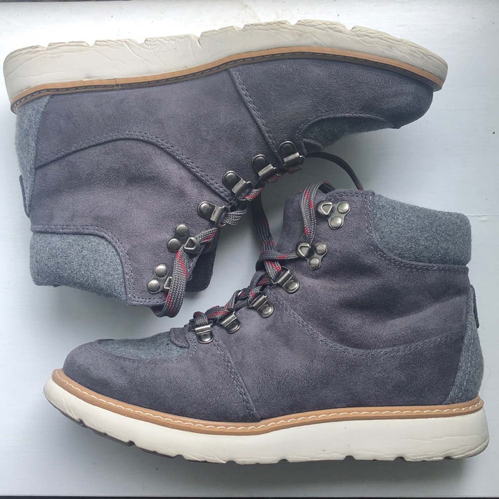 TARGET BOOTS